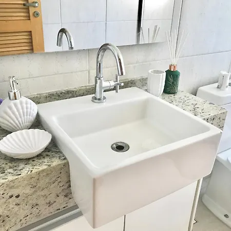 Apartamento Amplo Com Varanda Aconchegante - 10 Min A Pe Da Vila De Praia Do Forte Praia do Forte Exterior photo