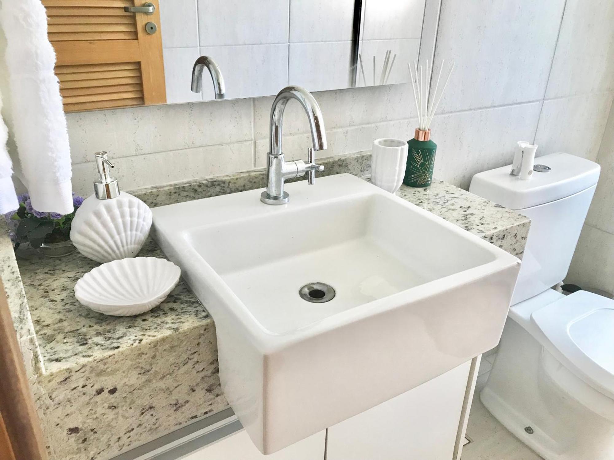 Apartamento Amplo Com Varanda Aconchegante - 10 Min A Pe Da Vila De Praia Do Forte * Praia do Forte