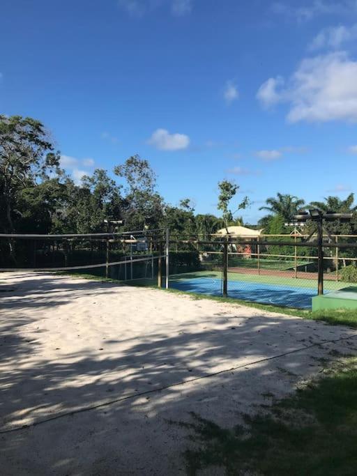 Apartamento Amplo Com Varanda Aconchegante - 10 Min A Pe Da Vila De Praia Do Forte * Praia do Forte